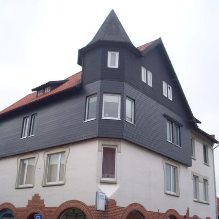 Haus mit Fassadenverkleidung